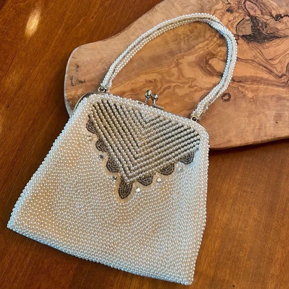 Pearl Beaded Kisslock Bag